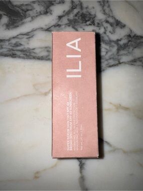 NIB ILIA Super Serum Skin Tint — ST2 Tulum